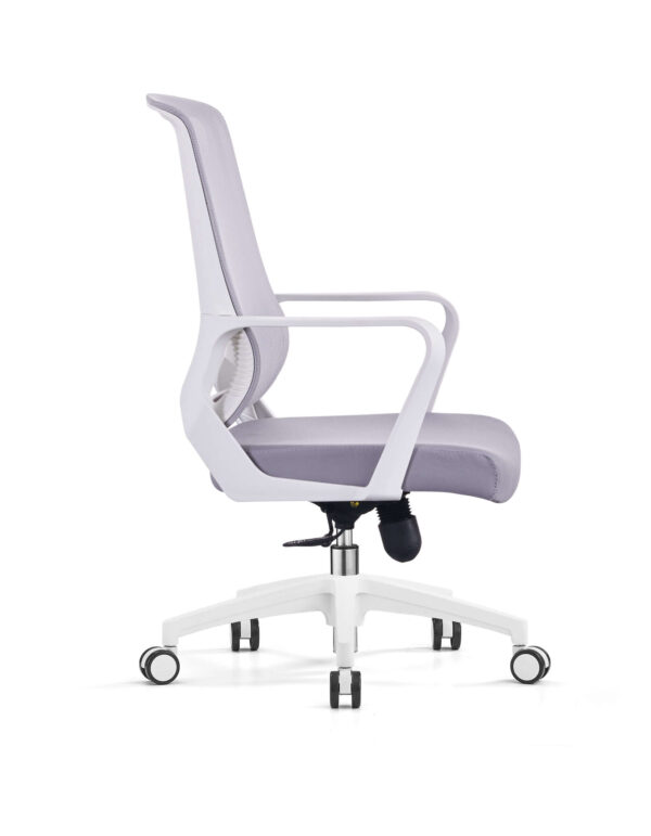 Executive Swivel Comfort Chair with Wheels and Armrests ? White